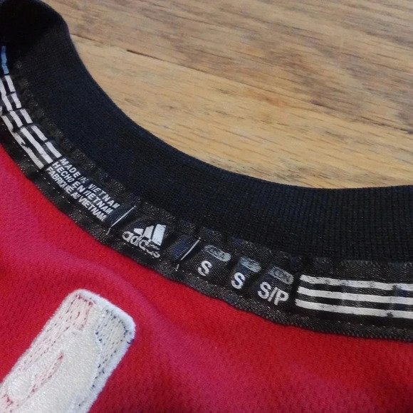 Adidas DeMar DeRozan Red Toronto Raptors #10 Jersey Size Small - Picture 5 of 10